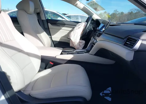 2021 Honda Accord Hybrid Exl from USA, damaged, VIN 1HGCV3F50MA017661